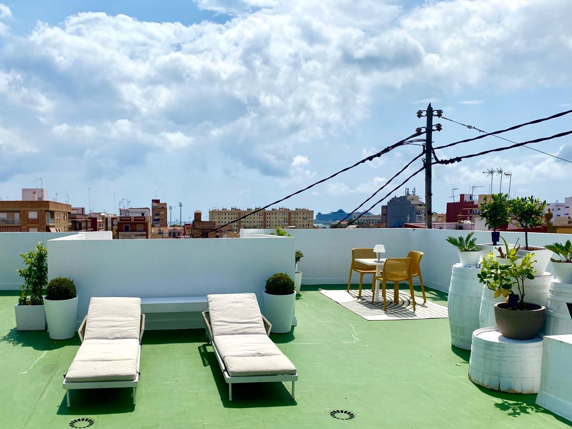 Habitacion En Playa Malvarrosa Con Bano Privado -No Ac- Valencia Exterior photo